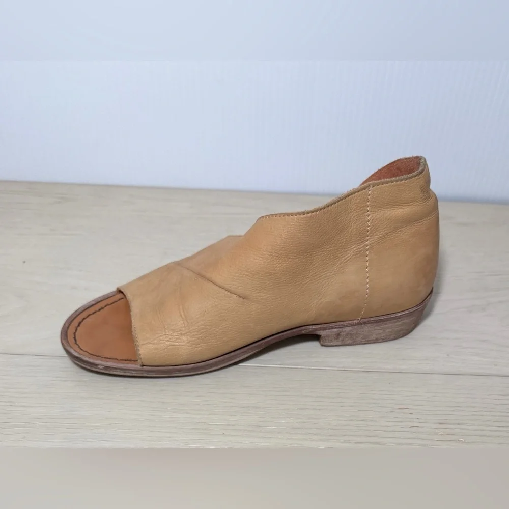 FREE PEOPLE Mont Blanc Sandals Womens Tan Leather 8.5